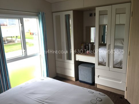 Haven Holidays Primrose Valley 6 Berth Caravan Master Bedroom Storage Ref30