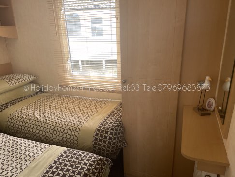 Haven Holidays Primrose Valley 3 Bedroom Caravan twin bedroom storage #1 Ref53