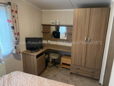 Haven Holidays Primrose Valley 3 Bedroom caravan bedroom 3 wardrobes Ref41