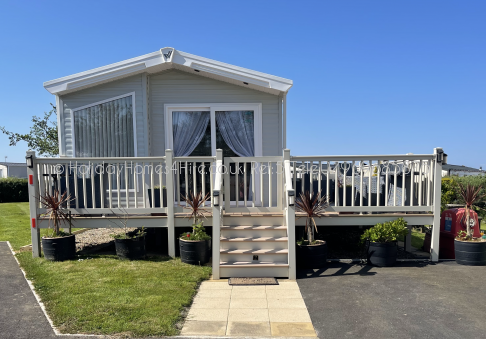 Haven Holidays Reighton Sands Lodge Caravan Front View #1 Ref5