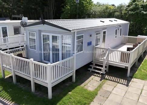 Exterior view of 3-bedroom caravan for hire at Haven Primrose Valley – ref 2