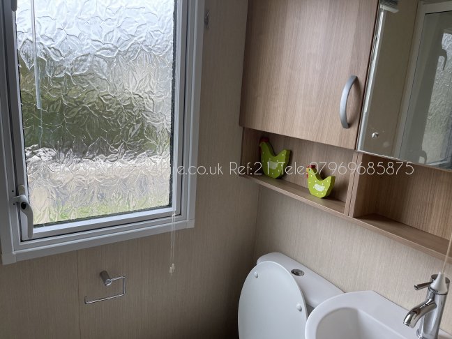 Haven Holidays Primrose Valley 6 Berth Caravan Bathroom WC Ref21