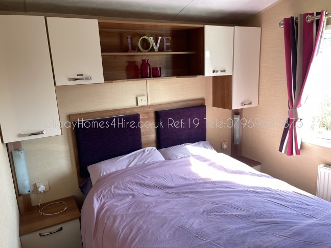 Haven Holidays Primrose Valley 3 Bedroom Caravan Main Bedroom #1 Ref19