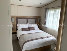 Haven Holidays Primrose Valley 3 bedroom Caravan Master Bedroom Ref65