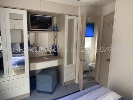 Haven Holiday Primrose Valley 3 bedroom 6 Berth Caravan hire master bedroom en-suit Ref2