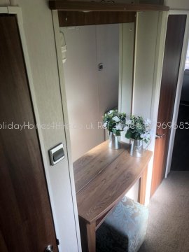 Haven Holidays Reighton Sands 3 Bedroom `Prestige Caravan Hallway Ref25