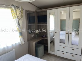 Haven Holidays Reighton Sands 3 bedroom Caravan main bedroom #2 Ref69